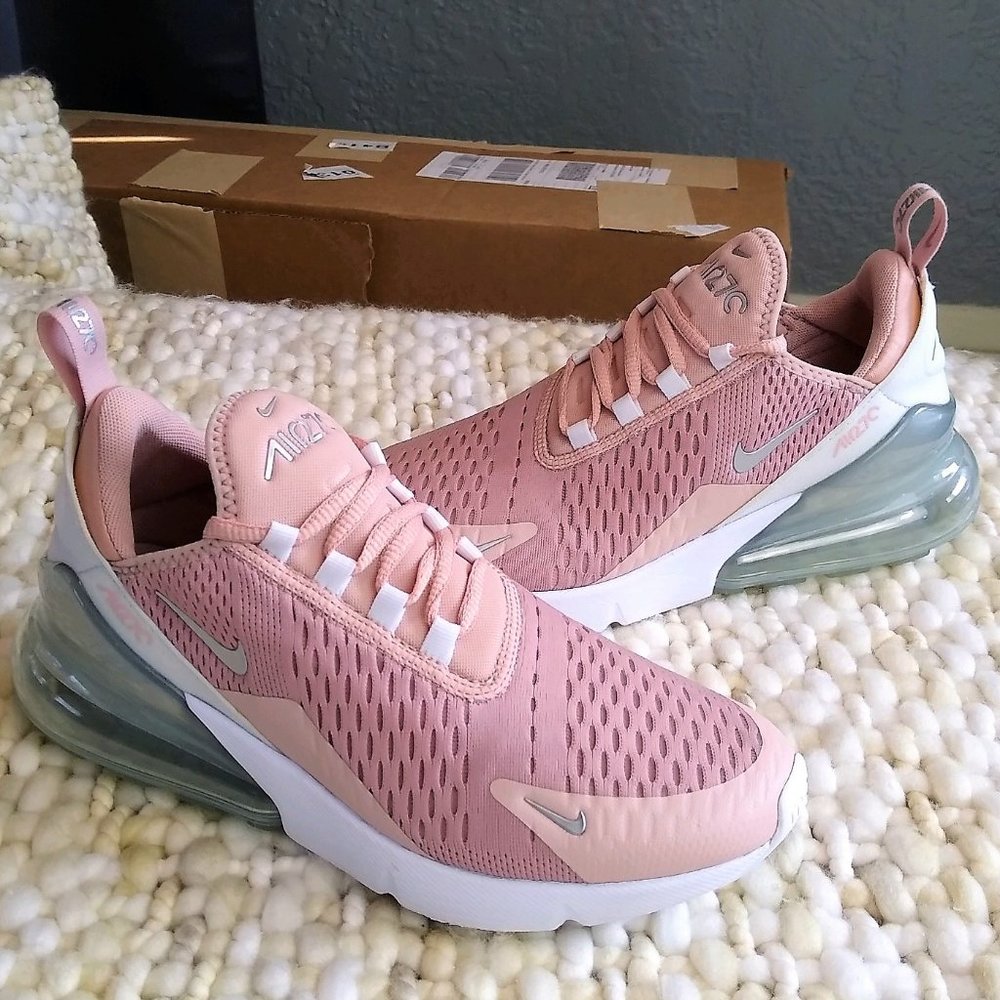 Nike Air Max 270 Pink Oxford Sz 8 EUC!